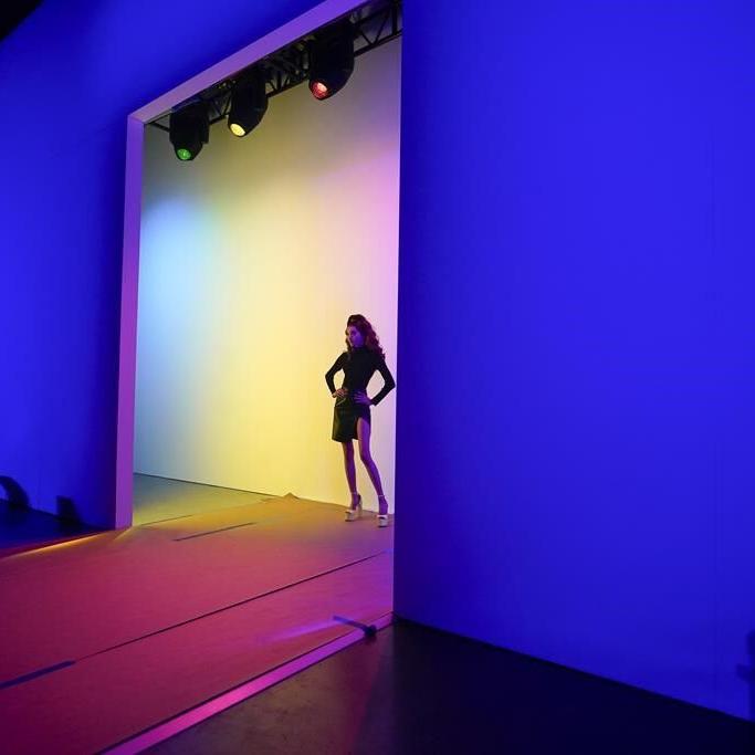 Sergio Hudson delivers colorful ‘90s celebration at NYFW